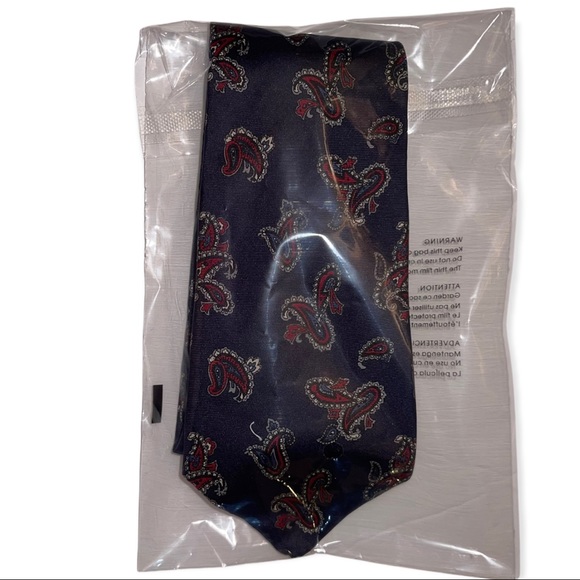 CHRISTIAN DIOR Necktie 100% Silk Navy Paisley 55” Long Classic Tie - Picture 6 of 7